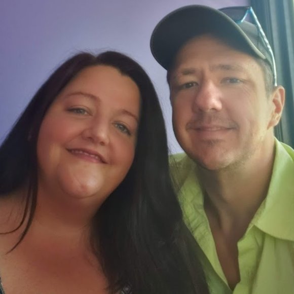 Meet your Posher, Kristen - Picture 1 of 4